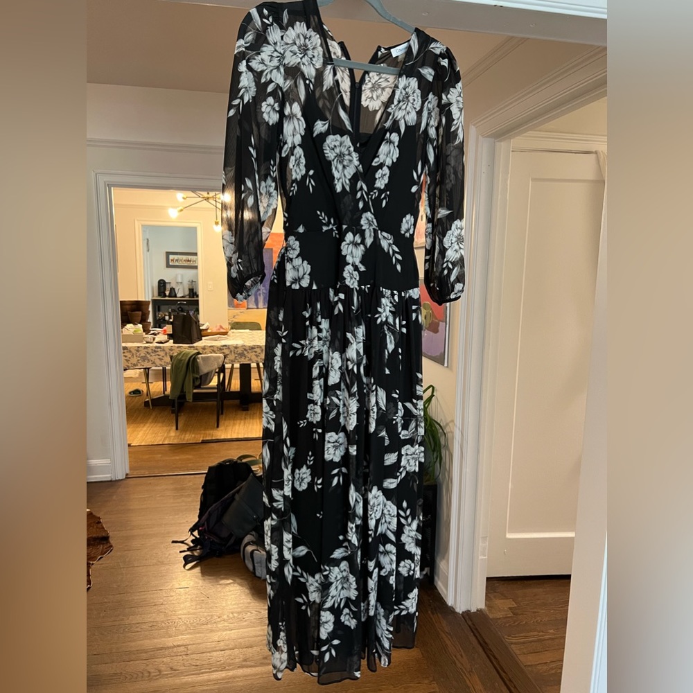 Pretty Calvin Klein dress only worn once